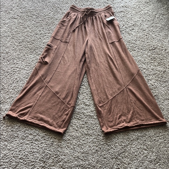 Urban Outfitters Out From Under BouncePlush Cabot Joggers - Picture 1 of 9